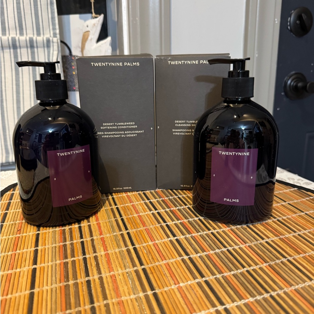 TwentyNine Palms shampoo & Conditioner - Picture 3 of 8